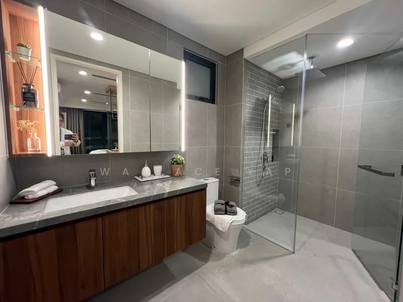Servis Apartment untuk Dijual di Divine KLCC - Wallace Yap - Bathroom - PropertyGuru.com.my