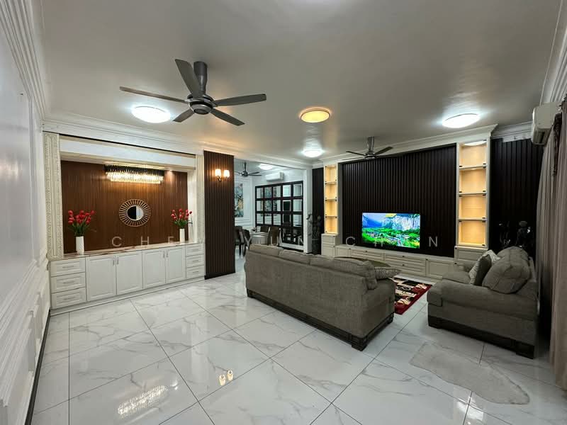 2-storey Terraced House for Rent in Tampoi (Johor) - Chew Yun Chan - Living Room - PropertyGuru.com.my