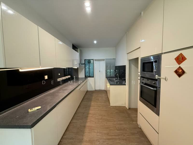 Kondominium untuk Dijual di Armanee - Desmond Tang - Kitchen - PropertyGuru.com.my