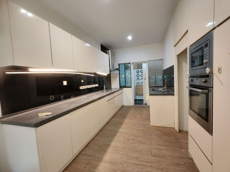Kondominium untuk Dijual di Armanee - Desmond Tang - Kitchen - PropertyGuru.com.my