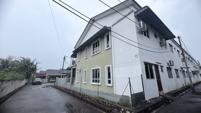 2-storey Terraced House for Sale in Sepang (Selangor) - Wan Azlan Ahmad - PropertyGuru.com.my