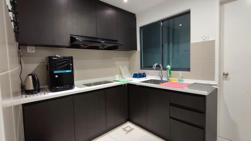 Kondominium untuk Dijual di Boulevard Residence - Mel Wong - Kitchen - PropertyGuru.com.my