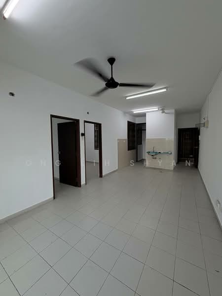 Apartment for Sale at Lake View Suites - Ong Lih Shyan - Interior - PropertyGuru.com.my