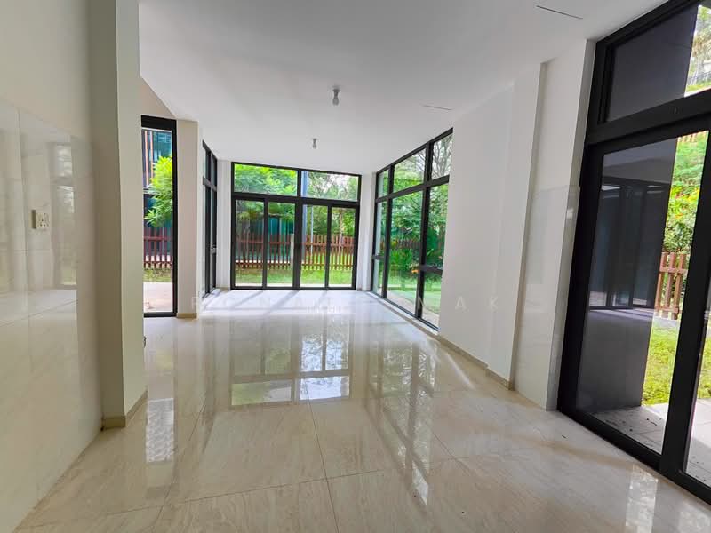 Semi-Detached House for Sale in Forest City (Gelang Patah) - Ronald Mak - Dining - PropertyGuru.com.my