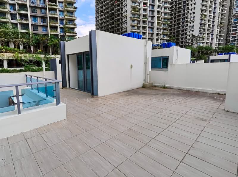 Semi-Detached House for Sale in Forest City (Gelang Patah) - Ronald Mak - Rooftop Terrace - PropertyGuru.com.my