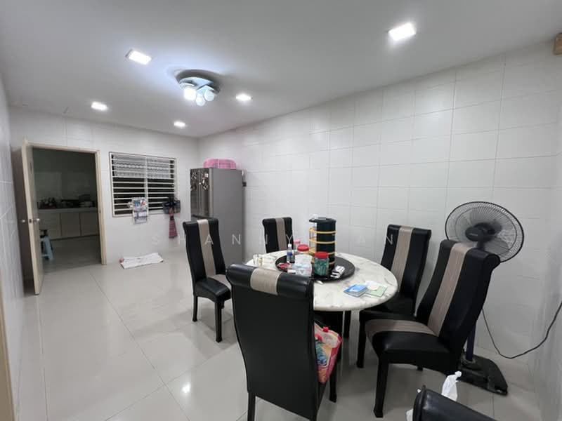 Rumah Teres 2 Tingkat untuk Dijual di Seri Sungai Long (Kajang) - Shanny Tan - Dining Room - PropertyGuru.com.my