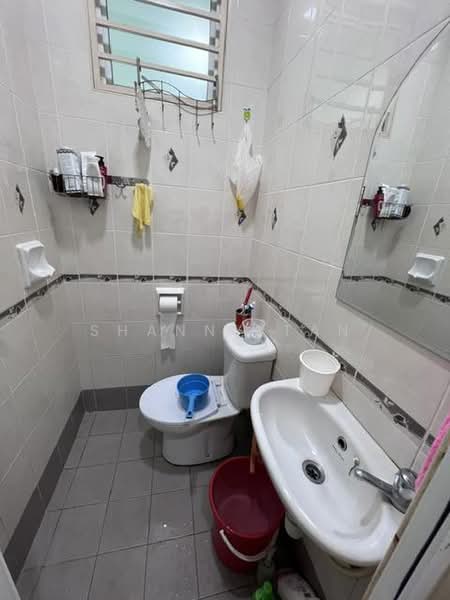 Rumah Teres 2 Tingkat untuk Dijual di Seri Sungai Long (Kajang) - Shanny Tan - Bathroom - PropertyGuru.com.my