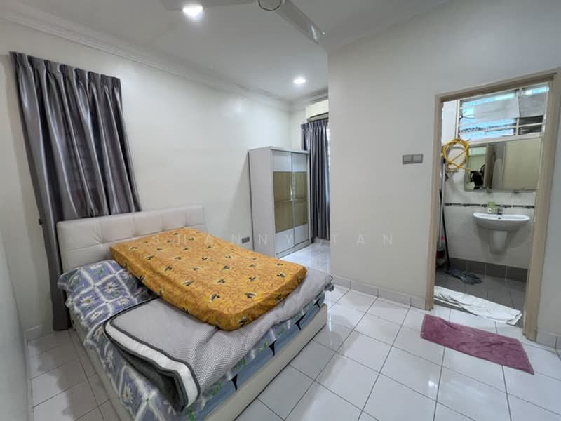 Rumah Teres 2 Tingkat untuk Dijual di Seri Sungai Long (Kajang) - Shanny Tan - Bedroom - PropertyGuru.com.my
