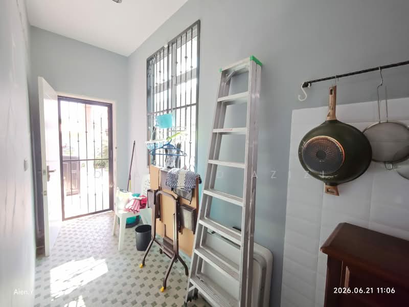 Semi-Detached House for Sale in Kubang Buaya (Kuantan) - Mohammad Azizi - PropertyGuru.com.my