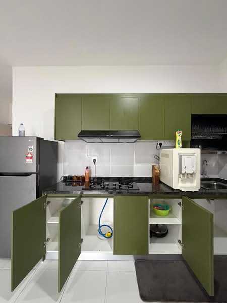 Kondominium untuk Disewa di Residensi Sateria - Lucas Ho - Kitchen - PropertyGuru.com.my