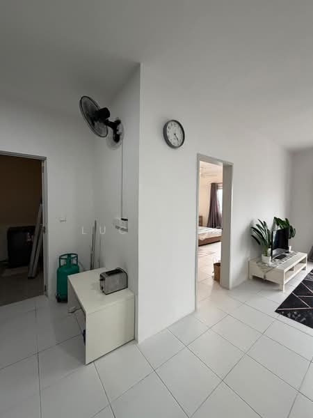 Kondominium untuk Disewa di Residensi Sateria - Lucas Ho - Living Room - PropertyGuru.com.my