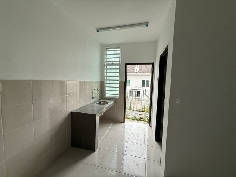 1-storey Terraced House for Sale in Ipoh (Perak) - Ainsley Thong - Kitchen - PropertyGuru.com.my