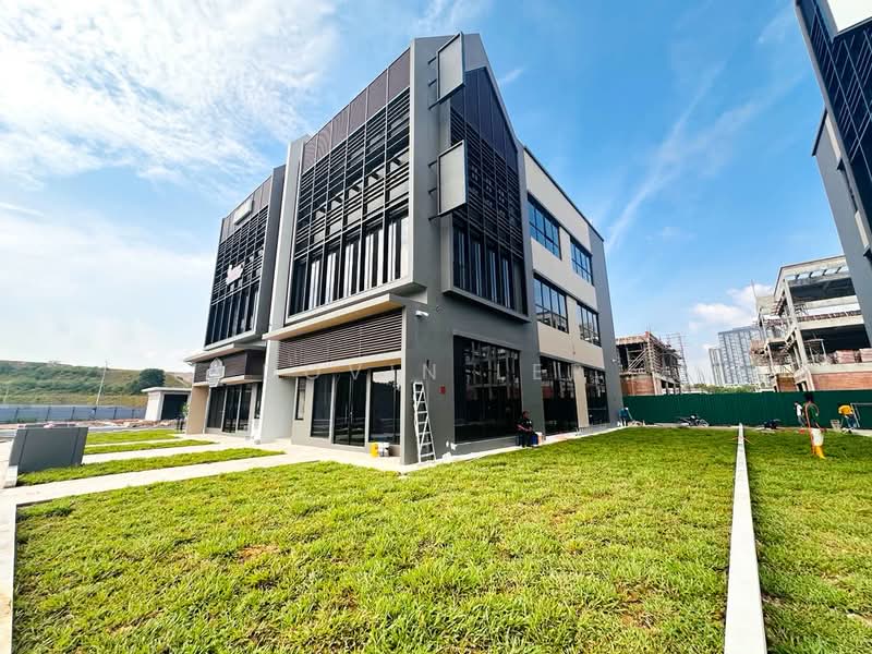 Shop for Rent in Medini (Iskandar Puteri (Nusajaya)) - Dovin Ler - Exterior - PropertyGuru.com.my