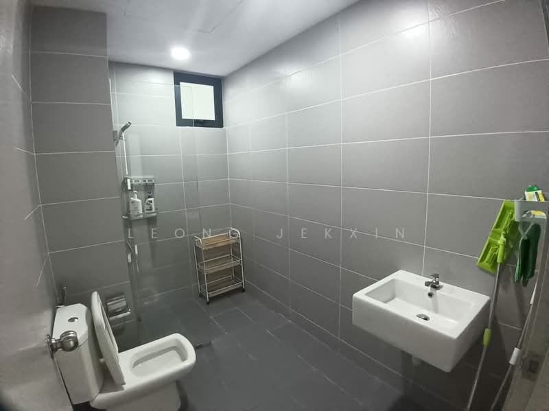Condominium for Sale at Golden Triangle 2 - Leong Jekxin - Bathroom - PropertyGuru.com.my