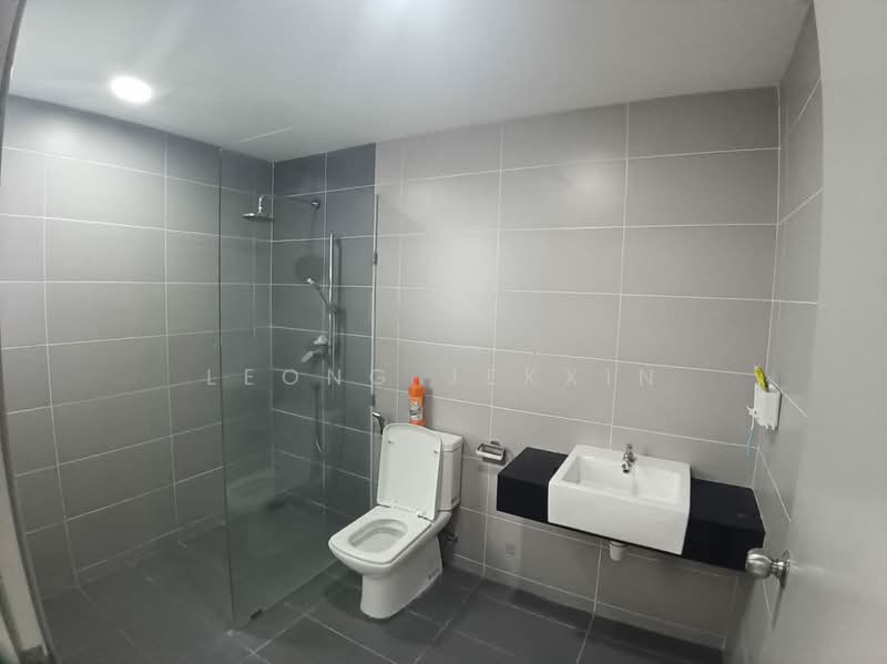 Condominium for Sale at Golden Triangle 2 - Leong Jekxin - Bathroom - PropertyGuru.com.my