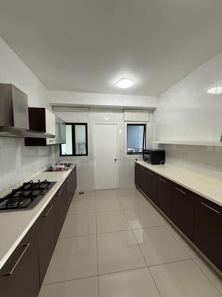 Kondominium untuk Dijual di Ujana Executive Apartment - Eden Choo - Kitchen - PropertyGuru.com.my