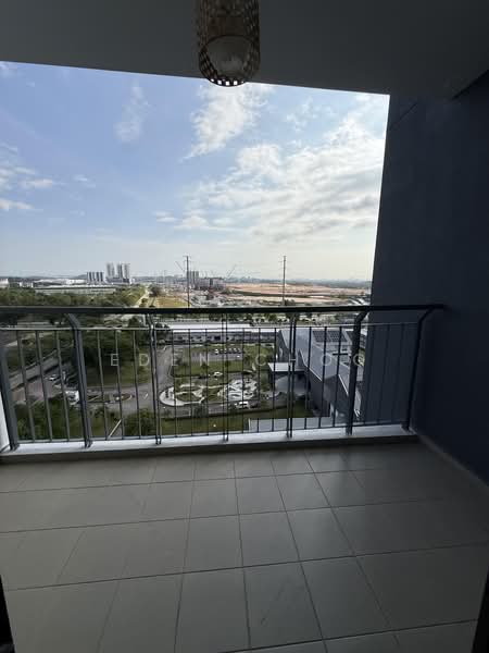 Kondominium untuk Dijual di Ujana Executive Apartment - Eden Choo - Balcony - PropertyGuru.com.my
