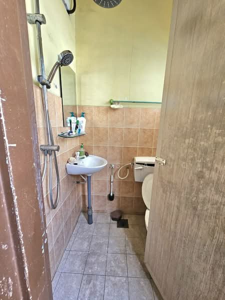 1-storey Terraced House for Sale in Taman Manggis Jaya (Banting) - Ahmad Syafiq - PropertyGuru.com.my