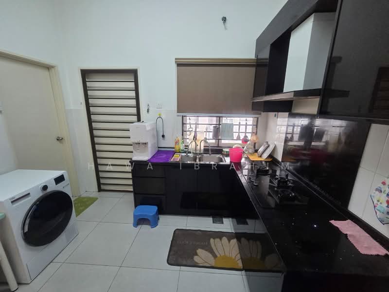 2-storey Terraced House for Sale in Nilai Impian (Nilai) - Hawa Ibrahim - Kitchen - PropertyGuru.com.my