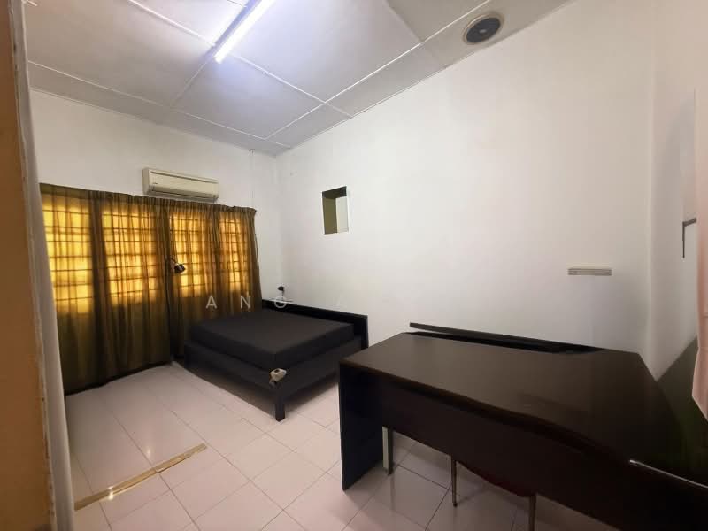 1-storey Terraced House for Sale in Taman Palm Grove (Klang) - Ang Agnes - PropertyGuru.com.my