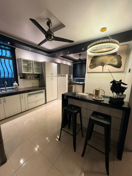 2-storey Terraced House for Sale in Setia Indah (Setia Alam) - Chloe Tan - Kitchen - PropertyGuru.com.my