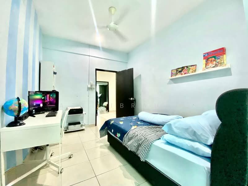 2-storey Terraced House for Sale in Taman Bangi Avenue (Bangi) - Azli Ibrahim - Bedroom - PropertyGuru.com.my