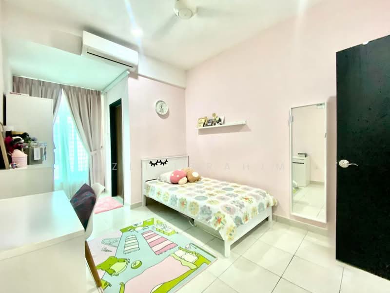 2-storey Terraced House for Sale in Taman Bangi Avenue (Bangi) - Azli Ibrahim - Bedroom - PropertyGuru.com.my
