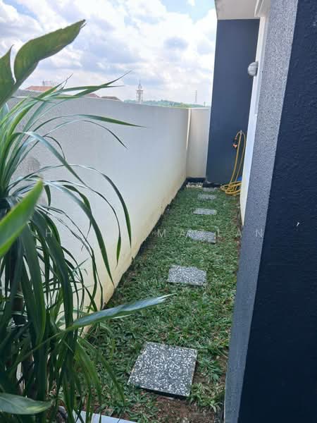 Service Residence for Sale at Residensi Sutera 7 - Halim Mazlan - Exterior - PropertyGuru.com.my