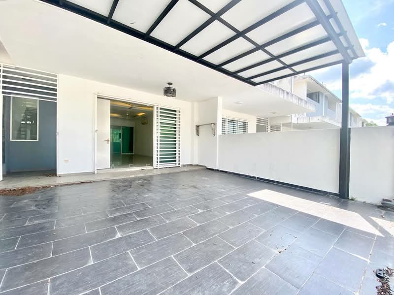 2-storey Terraced House for Sale in Taman Nadayu 92 (Kajang) - Zaffur Nazri - Exterior - PropertyGuru.com.my