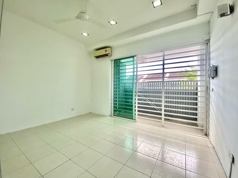 2-storey Terraced House for Sale in Taman Nadayu 92 (Kajang) - Zaffur Nazri - Interior - PropertyGuru.com.my