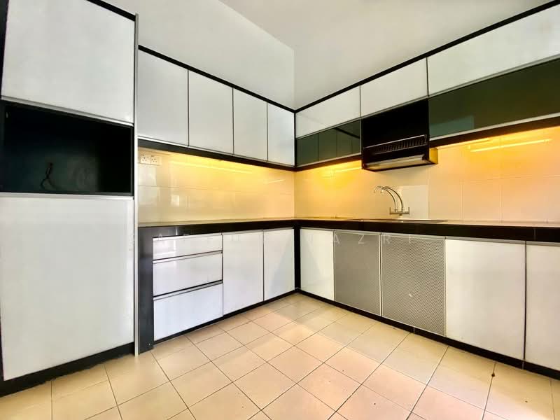 2-storey Terraced House for Sale in Taman Nadayu 92 (Kajang) - Zaffur Nazri - Kitchen - PropertyGuru.com.my