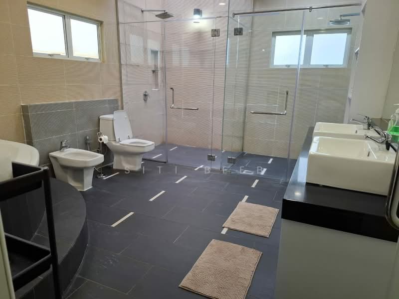 Bungalow for Rent in Ukay Heights (Ampang) - Siti Beeb - Bathroom - PropertyGuru.com.my