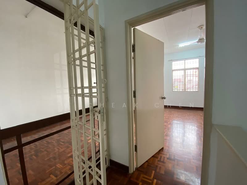 2-storey Terraced House for Rent in Putra Heights (Subang Jaya) - Yee Cheak Chen - Corridor - PropertyGuru.com.my