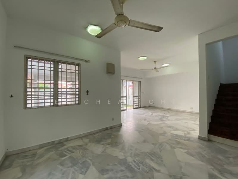 2-storey Terraced House for Rent in Putra Heights (Subang Jaya) - Yee Cheak Chen - Living Room - PropertyGuru.com.my