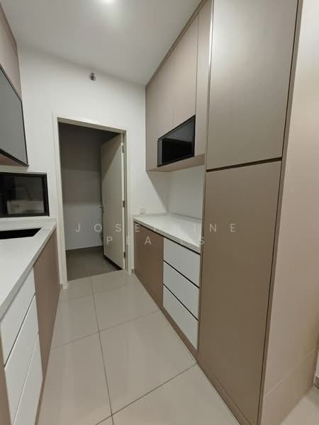 Servis Apartment untuk Disewa di D'Erica - Josephine Pea LS - Kitchen - PropertyGuru.com.my