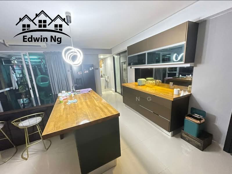 Kondominium untuk Dijual di The Uban Residence - Edwin Ng - Kitchen - PropertyGuru.com.my