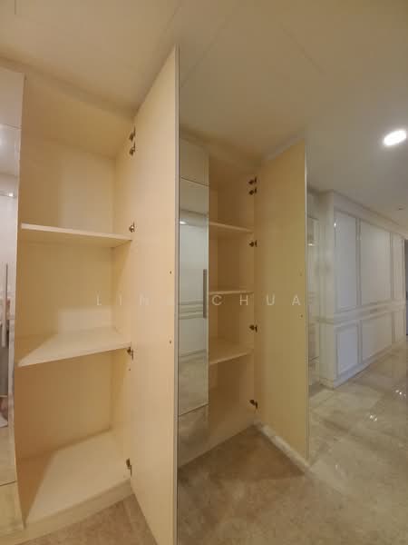 Kondominium untuk Disewa di One Menerung - Lina Chua - Storage along walkway to rooms - PropertyGuru.com.my