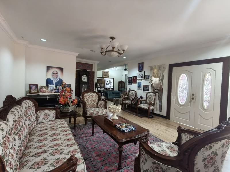 Semi-Detached House for Sale in Ukay Perdana (Ulu Kelang) - Fahana Rashid - Living Room - PropertyGuru.com.my
