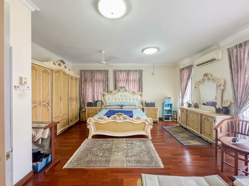 Semi-Detached House for Sale in Presint 15 (Putrajaya) - Azli Ibrahim - Bedroom - PropertyGuru.com.my