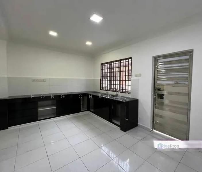 2-storey Terraced House for Rent in Masai (Johor) - Hong Charng Lee - Kitchen - PropertyGuru.com.my