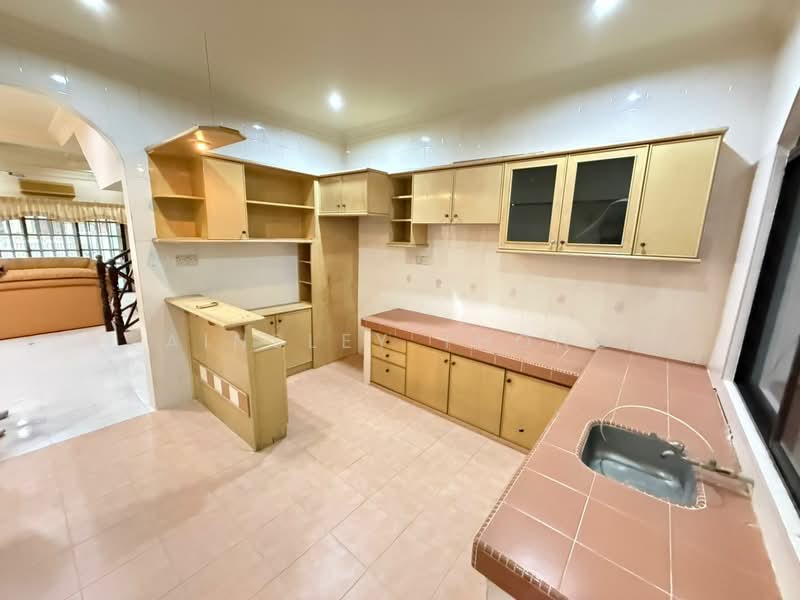 2-storey Terraced House for Sale in Taman Song Choon (Ipoh) - Ainsley Thong - Kitchen - PropertyGuru.com.my