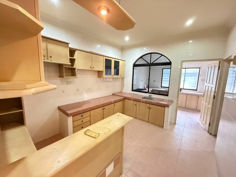 2-storey Terraced House for Sale in Taman Song Choon (Ipoh) - Ainsley Thong - Kitchen - PropertyGuru.com.my