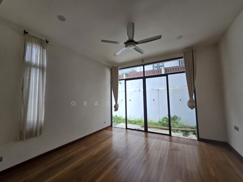 Rumah Berkembar untuk Dijual di Taman Equine (Seri Kembangan) - Grace Tan - PropertyGuru.com.my