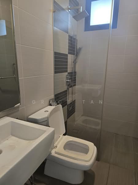 Rumah Berkembar untuk Dijual di Taman Equine (Seri Kembangan) - Grace Tan - PropertyGuru.com.my