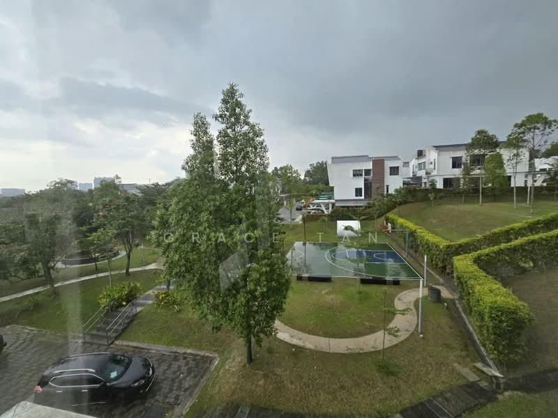 Rumah Berkembar untuk Dijual di Taman Equine (Seri Kembangan) - Grace Tan - PropertyGuru.com.my