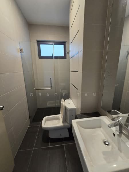 Rumah Berkembar untuk Dijual di Taman Equine (Seri Kembangan) - Grace Tan - PropertyGuru.com.my