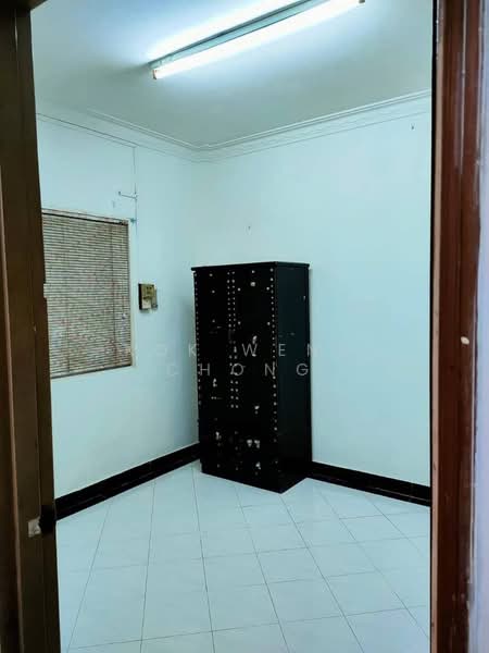 Apartment for Sale at Bunga Raya - Kok Weng Chong - Interior - PropertyGuru.com.my