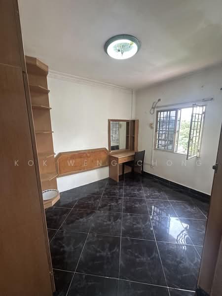 Pangsapuri untuk Dijual di Bunga Raya - Kok Weng Chong - Interior - PropertyGuru.com.my