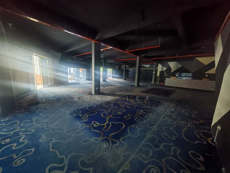 Shop for Rent in Seksyen U3 (Shah Alam) - Bond Lee - Interior - PropertyGuru.com.my