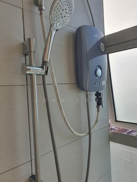Service Residence for Rent at D'carlton (Residensi Seri Mega) - John Low - Bathroom - PropertyGuru.com.my